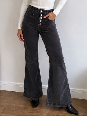 American Eagle Super High Rise Flare Corduroy Pants Gray Size 8 Boho Fall Y2K